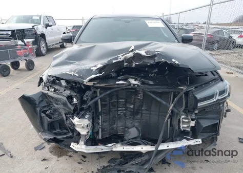 2021 BMW M550I xDrive z USA, uszkodzony, nr VIN WBA13BK00MCF32020